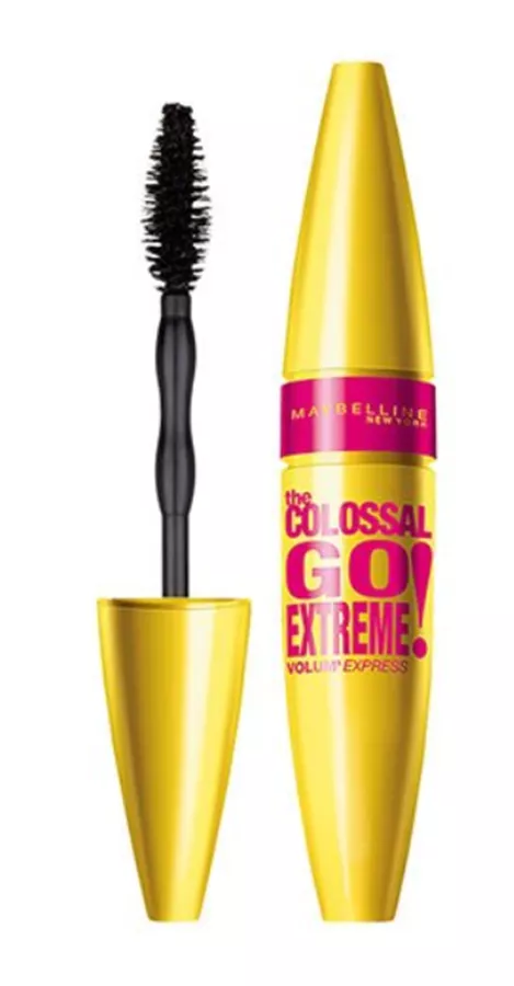 מייבלין מסקרה  COLOSSAL GO EXTREME גוון שחור